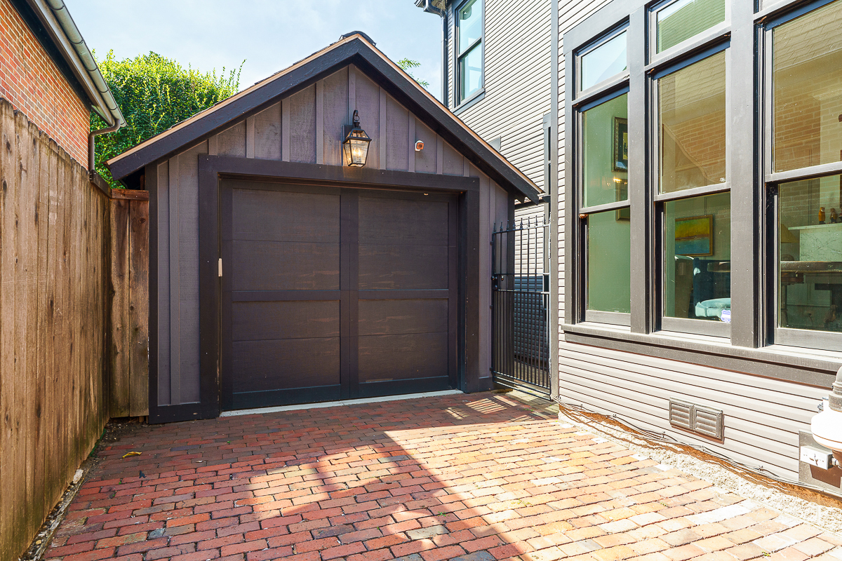 1023 City Park Ave-10