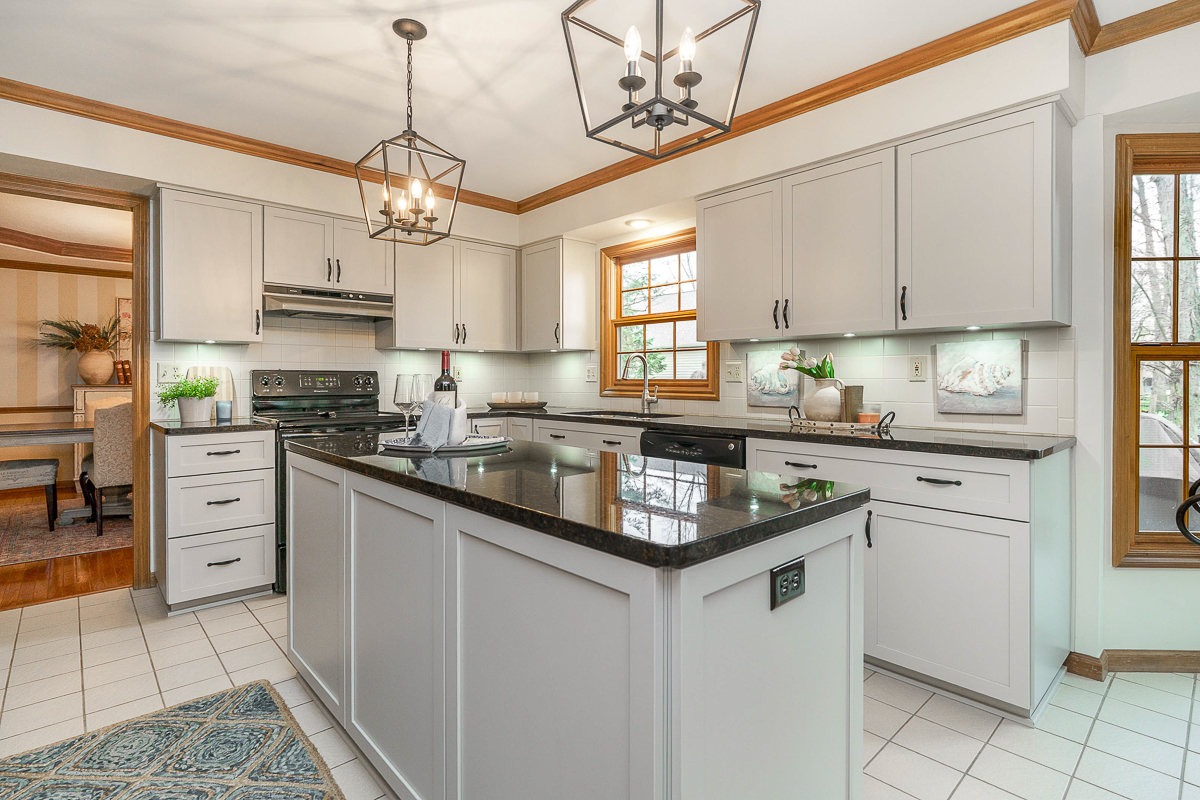 1178 Springtree Ln-25