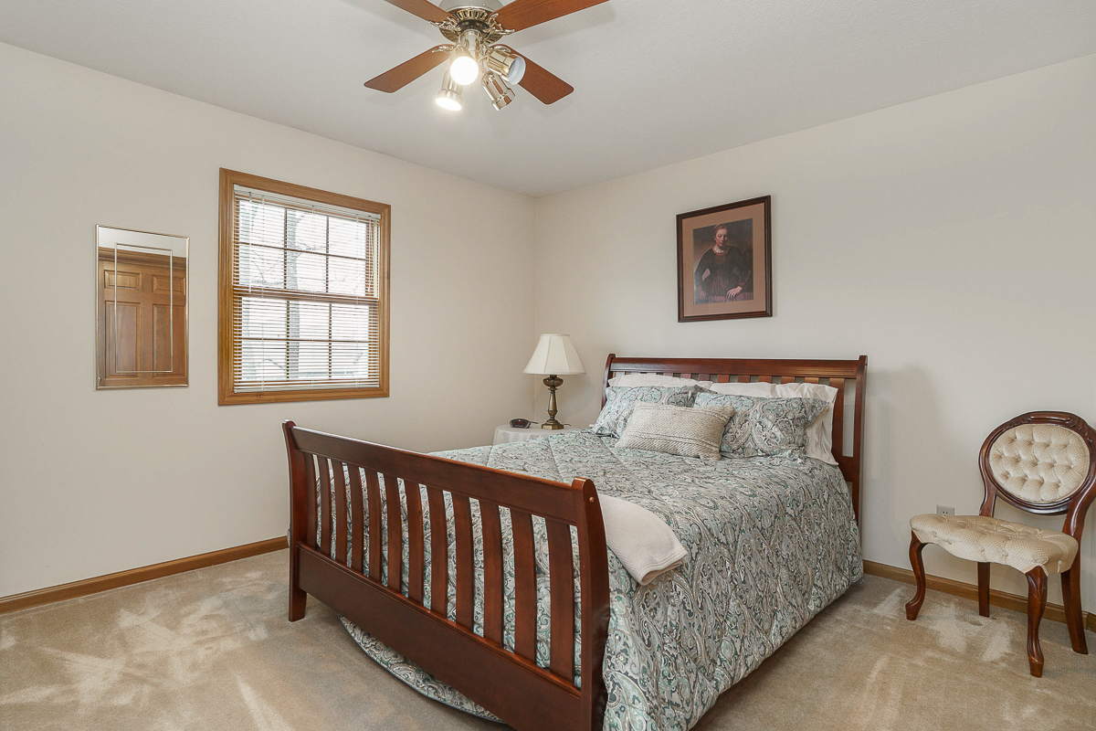 1178 Springtree Ln-45