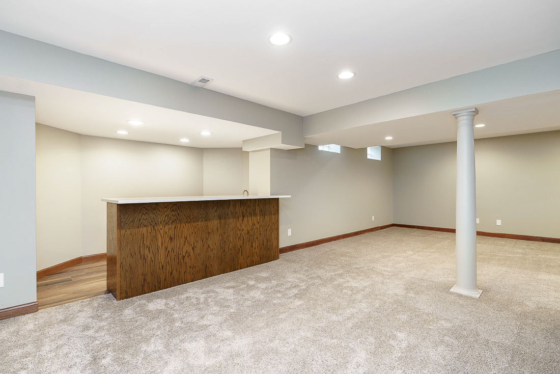 1210 Whispering Meadow Ct-9