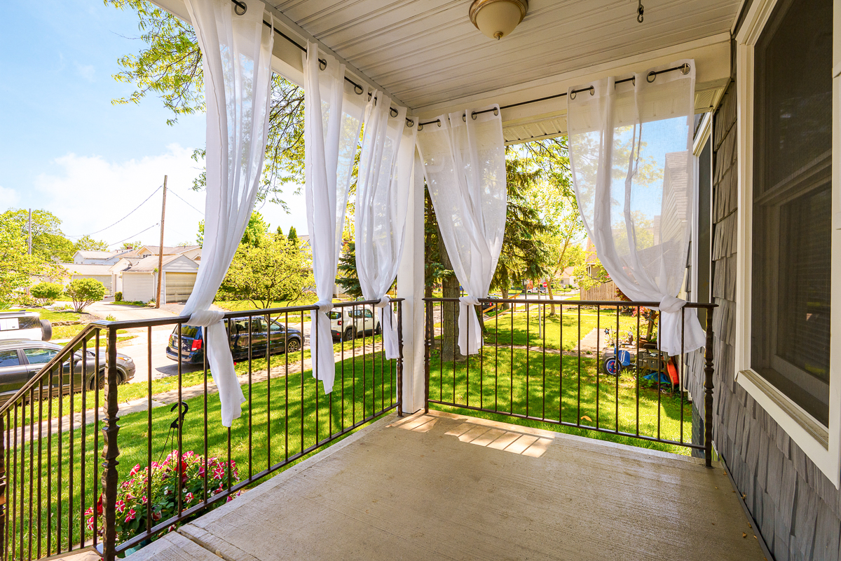 1225 Eastview Ave-3