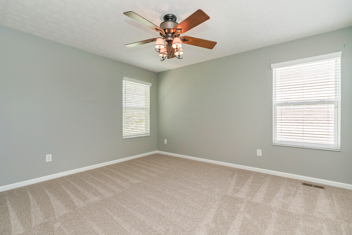 124 Stockard Loop-42