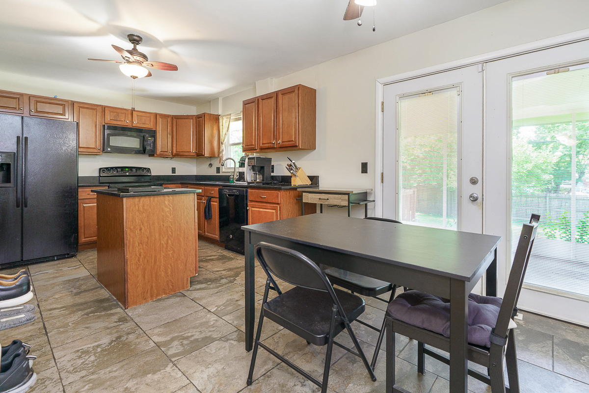 1475 Fahlander Drive S-18