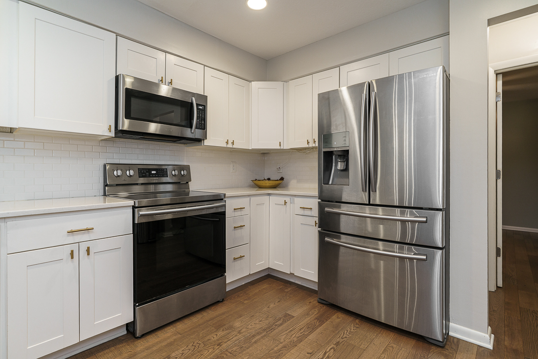 1537 Sandringham Ct.-29