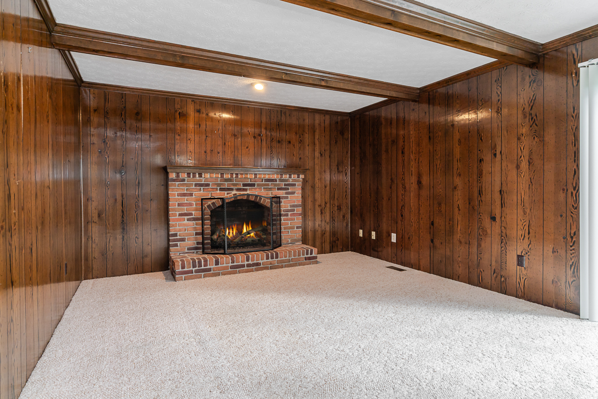 1685 Beckett Ave.-17