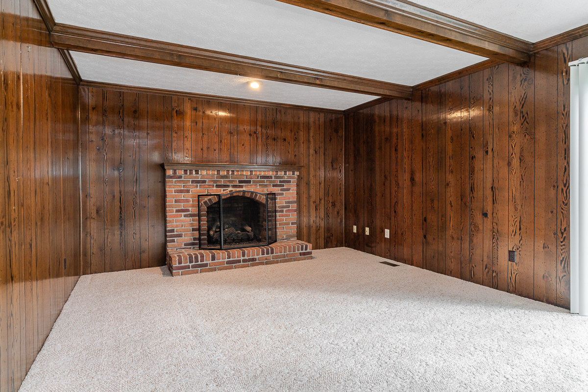 1685 Beckett Ave.-18