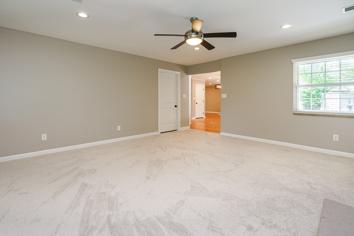 1789 Riverhill Rd-16