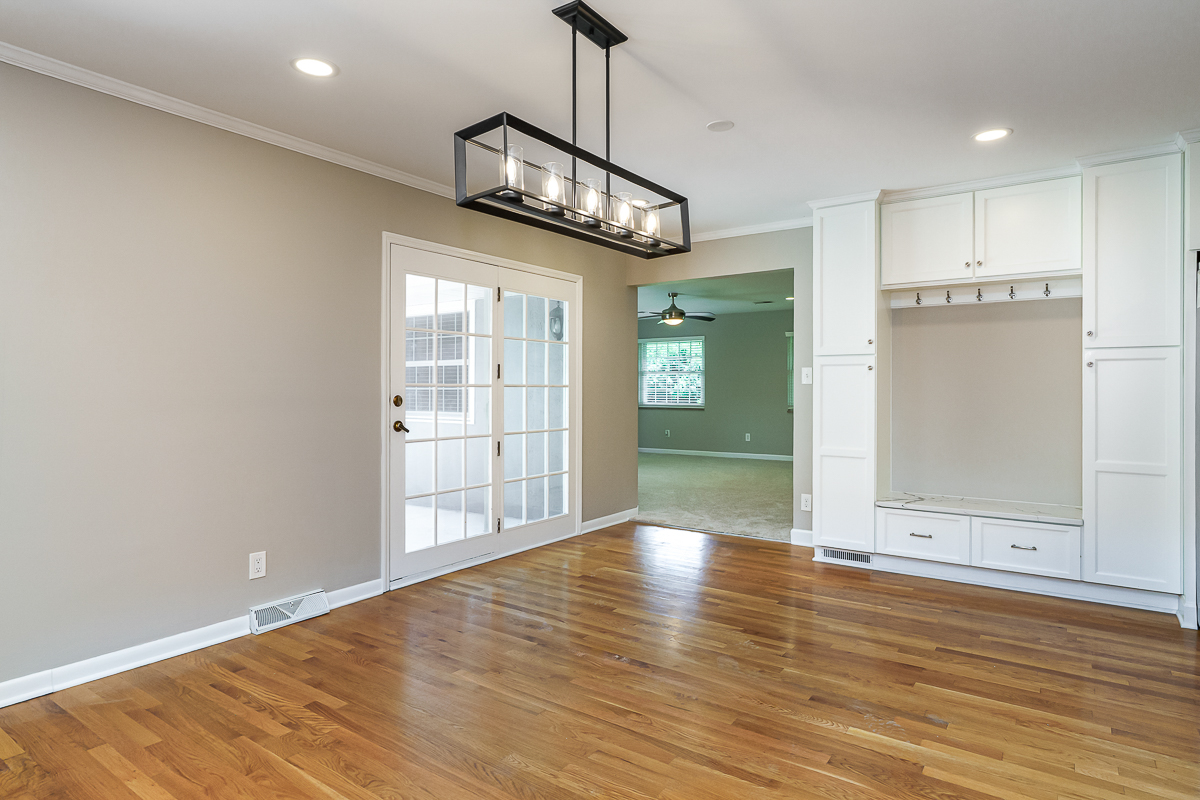 1789 Riverhill Rd-23