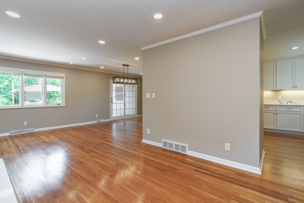 1789 Riverhill Rd-25