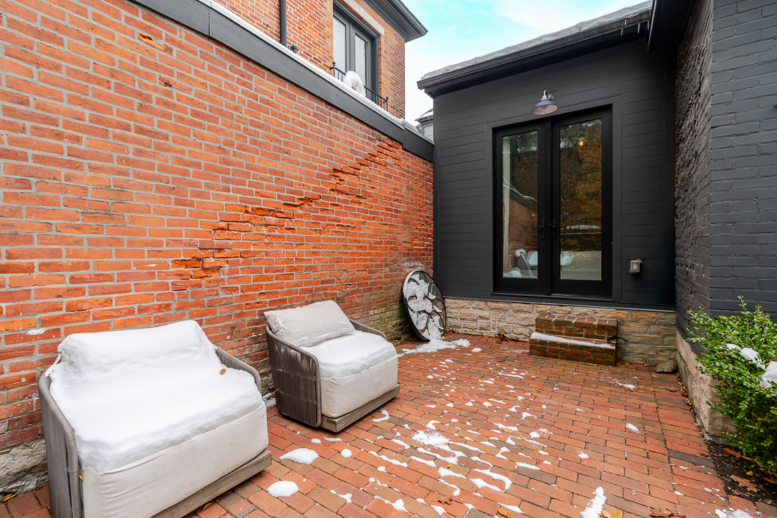 186 e Sycamore St-37