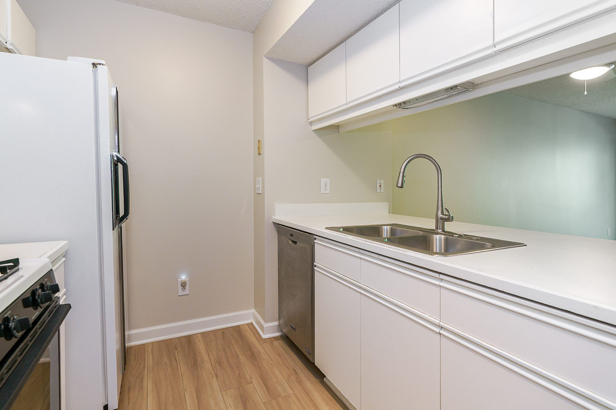 1875 Ridgebury Dr (27 of 56)