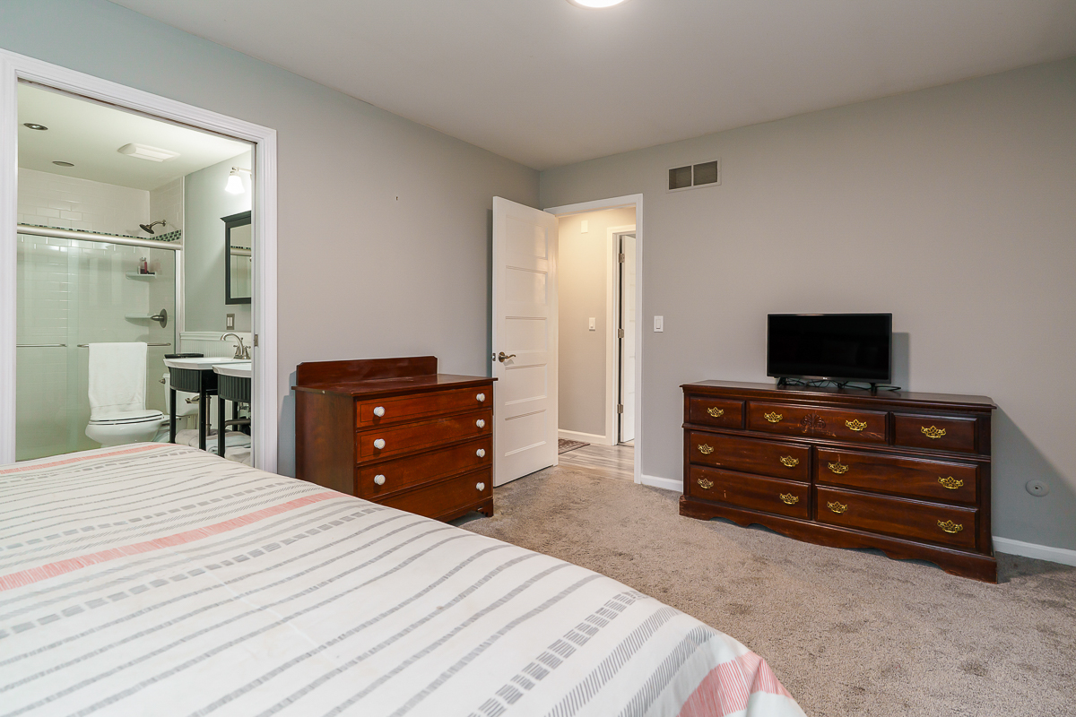 187 Stonefence Ln-43