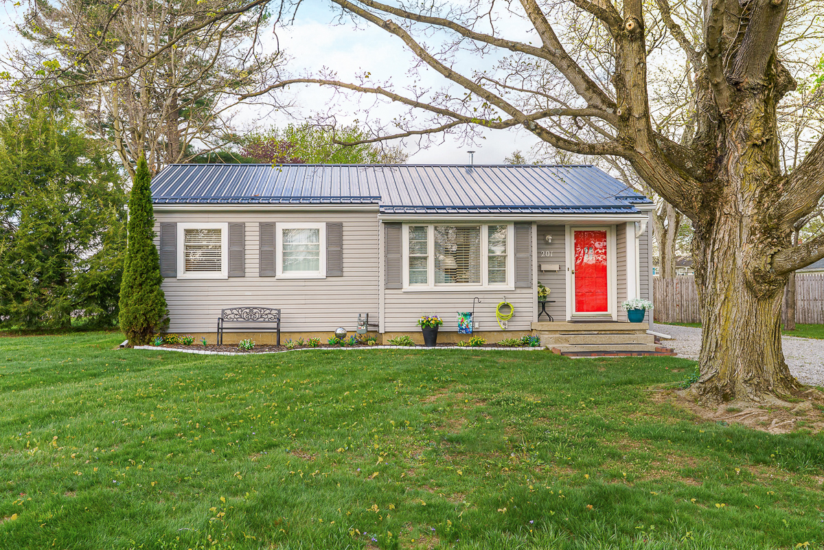 201 Rose Ave-3