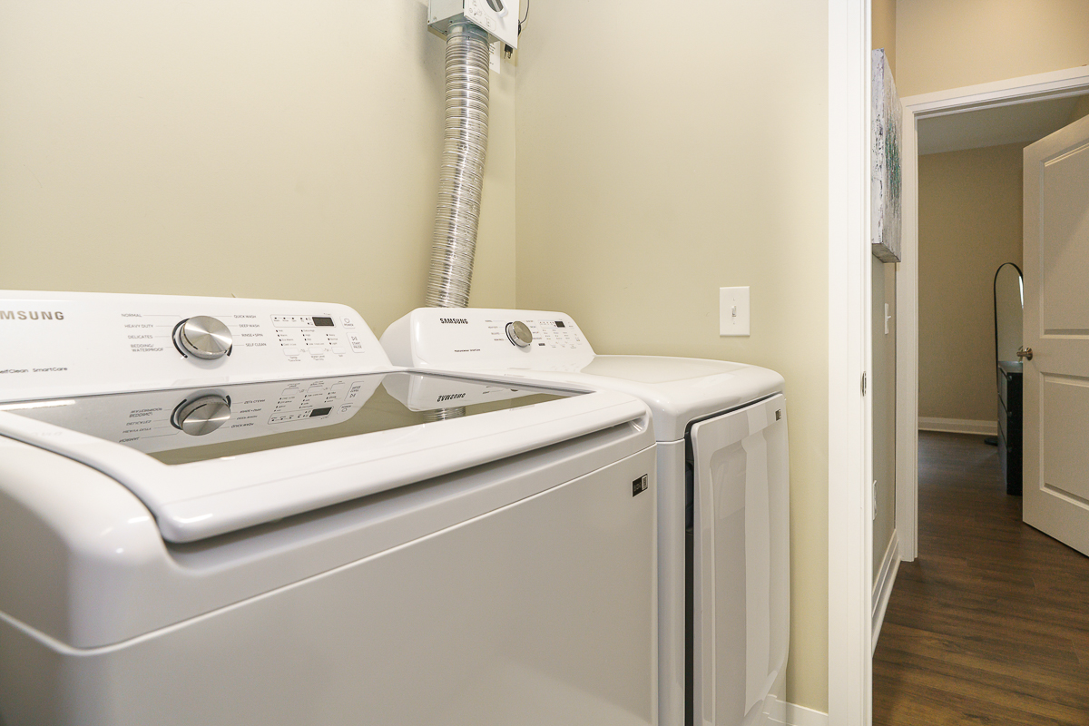 6640 Mooney St #208-25