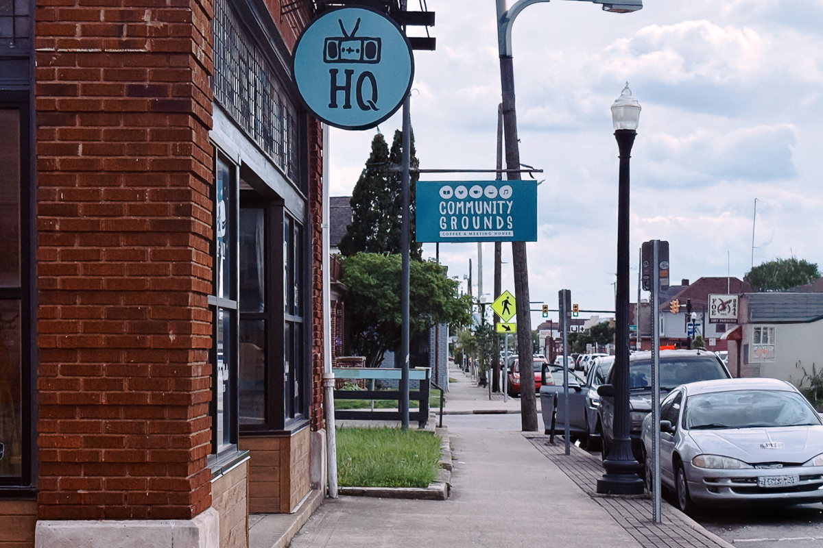 209 E Morrill Ave-29