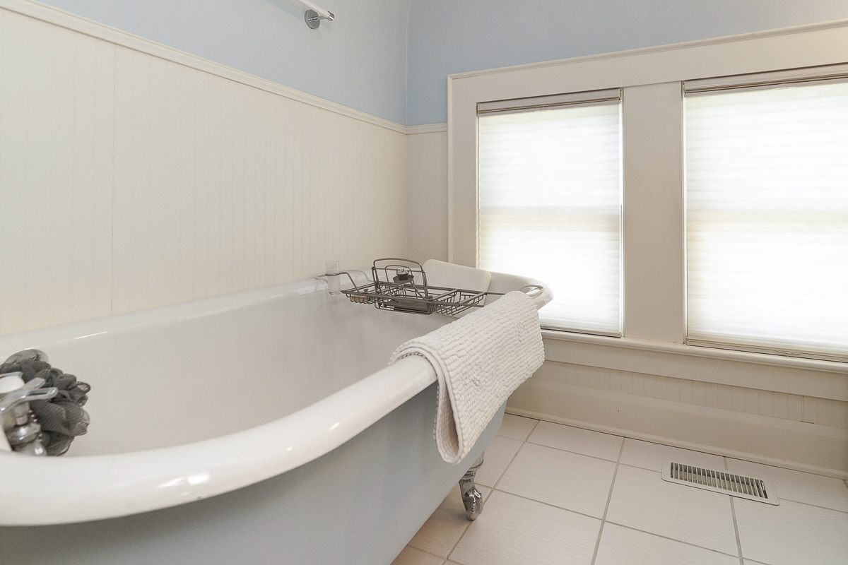 2409 Brentwood Rd-69