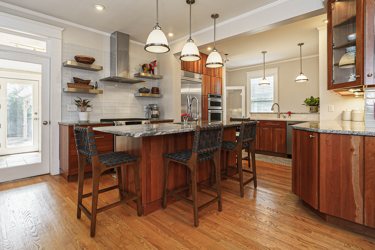 243 E Whittier St-21