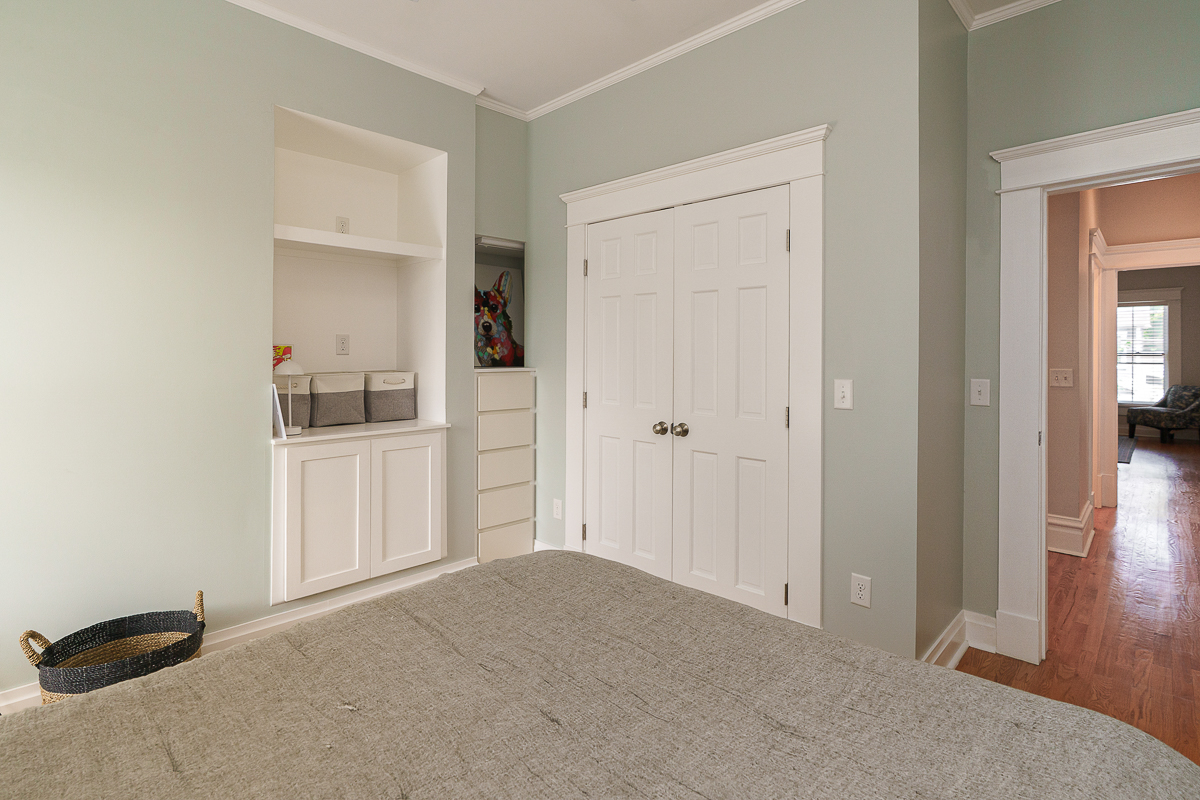 243 E Whittier St-42