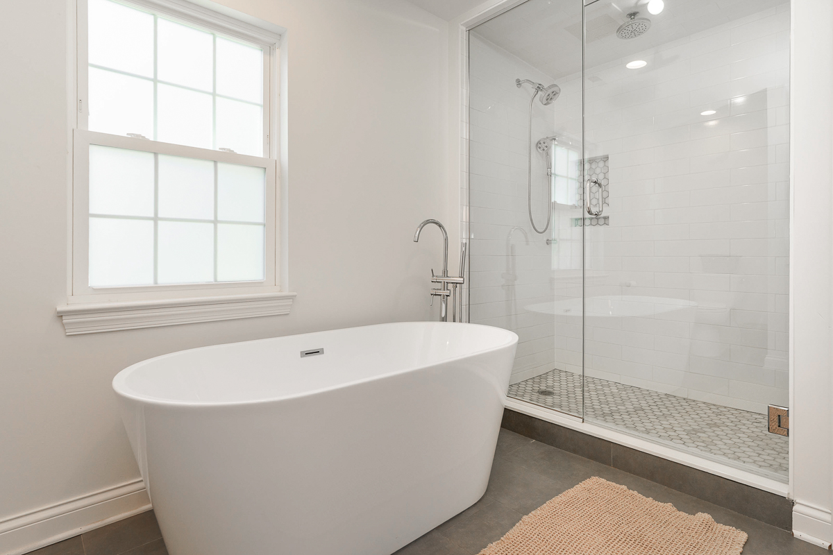 2737 Sherwood Ave-46