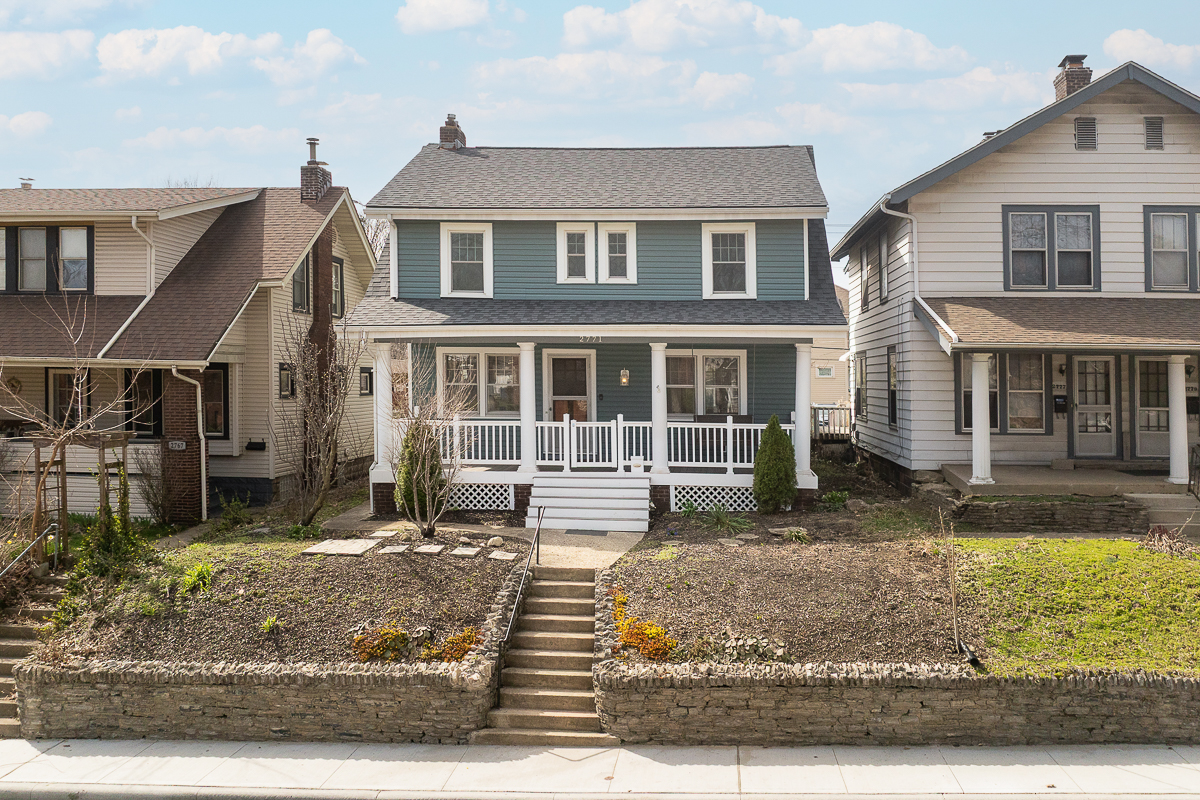 2771 Indianola Ave-3