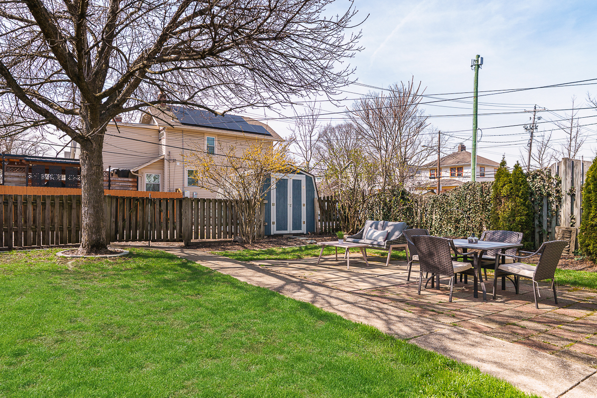 2771 Indianola Ave-7