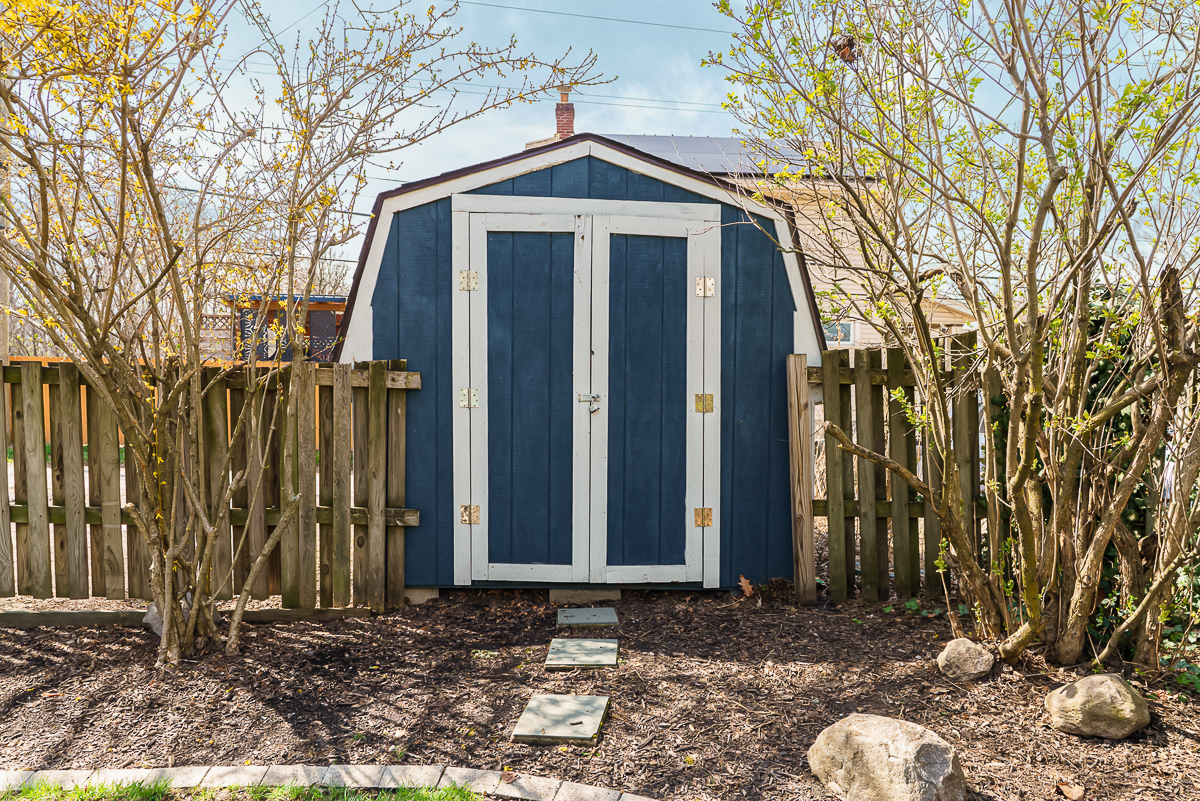 2771 Indianola Ave-9