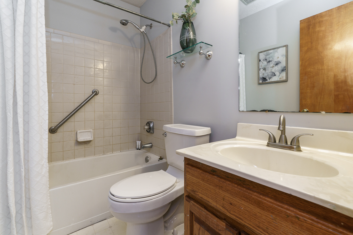 2772 Quailview Ln-40