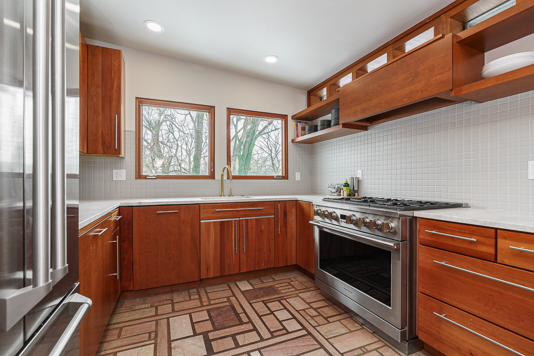 2837 Canterbury Ln-39