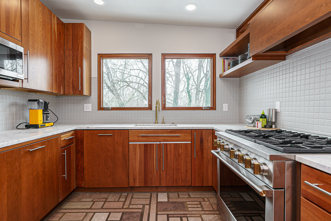 2837 Canterbury Ln-40