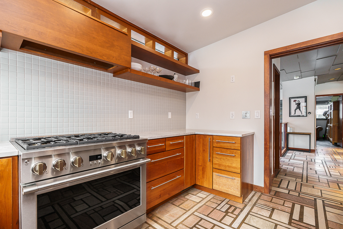 2837 Canterbury Ln-42