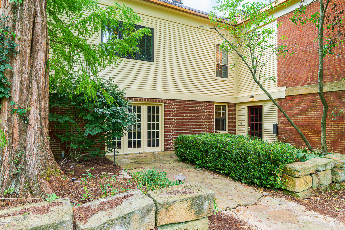 2865 Leitnaker Rd-22