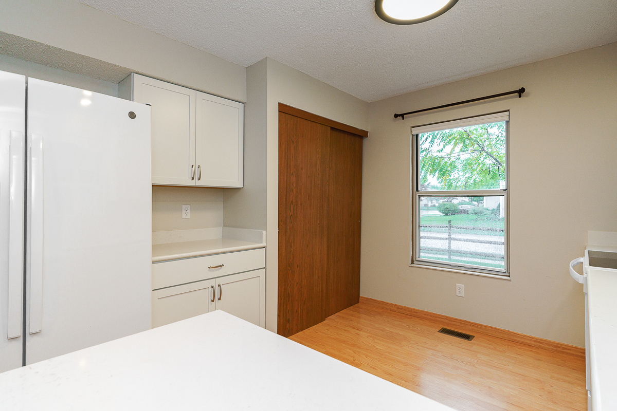 2967 Castlebrook Ave-21