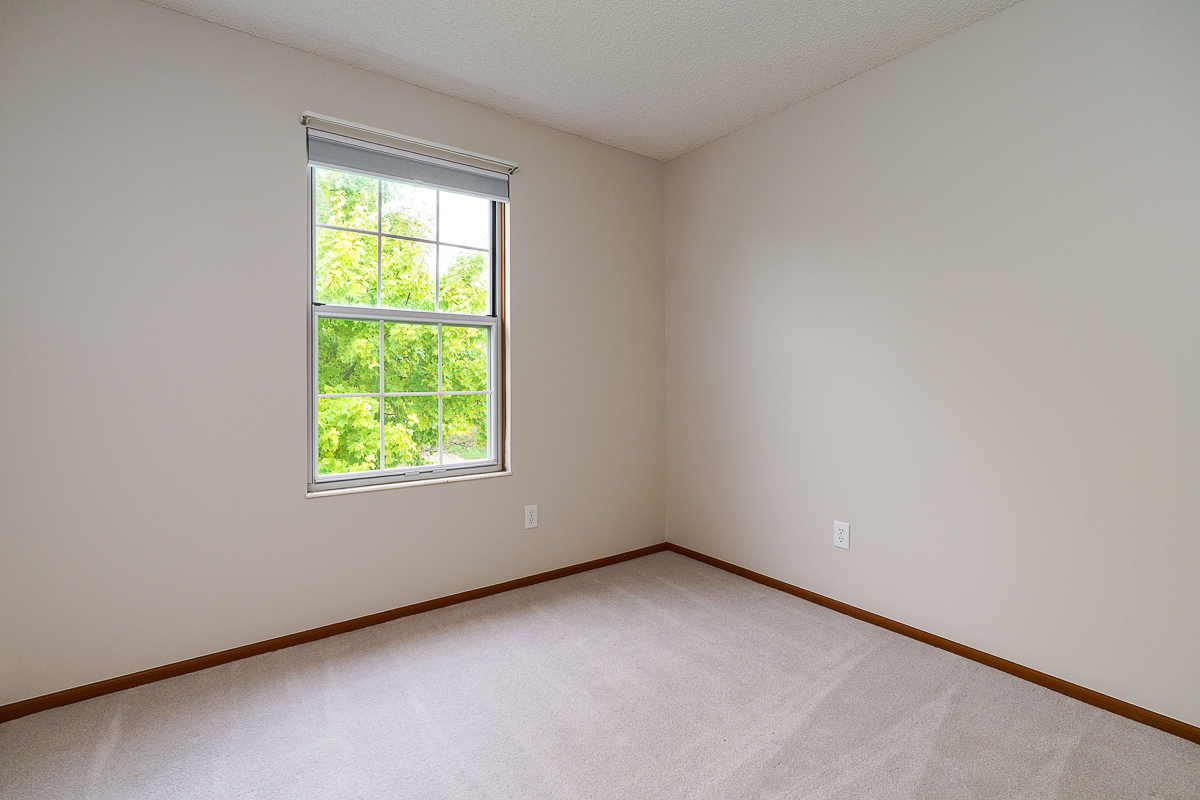 2967 Castlebrook Ave-29