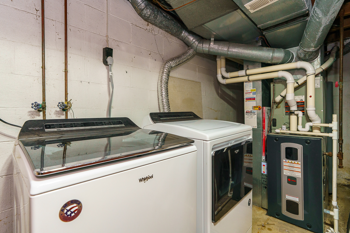 3121 Edgefield Rd-24