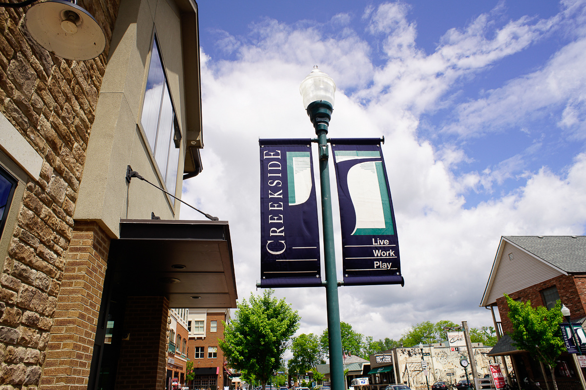 324 Meadowside Court-42