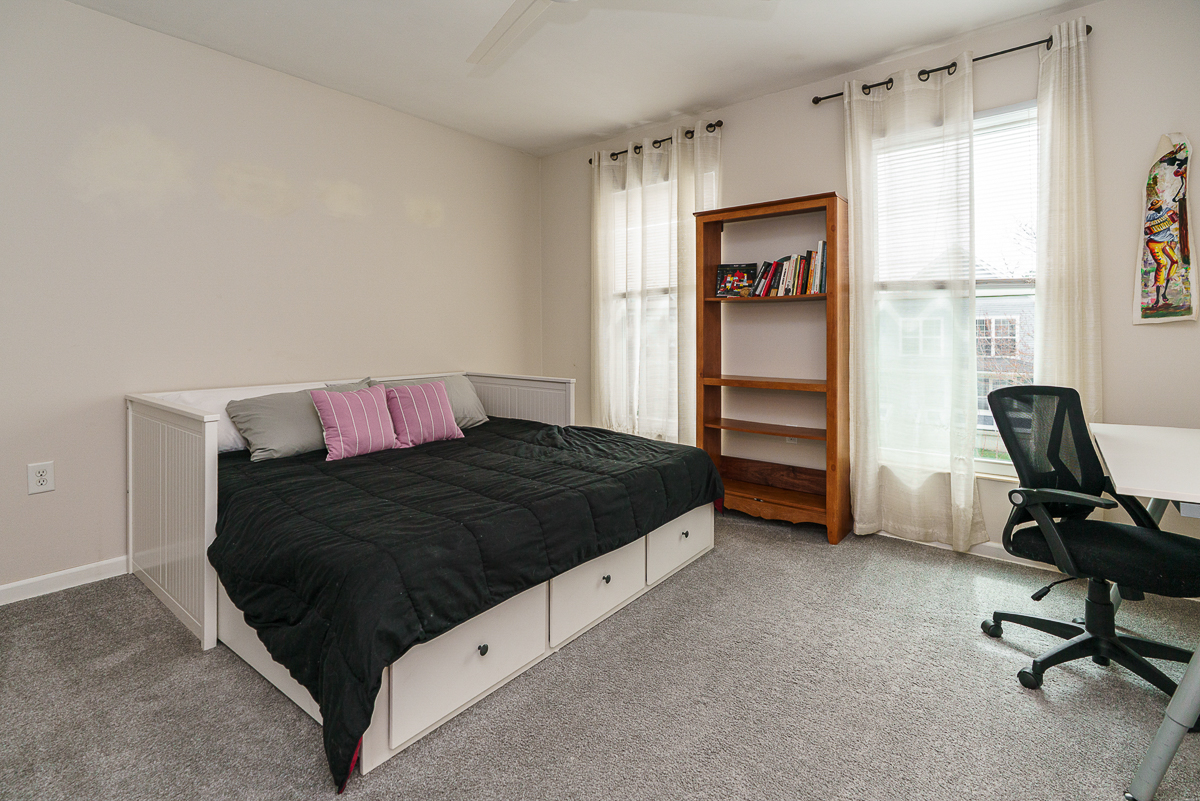 330 E Morrill Ave-19