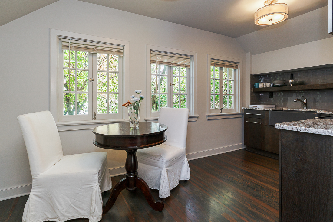 336 s Columbia Ave-23