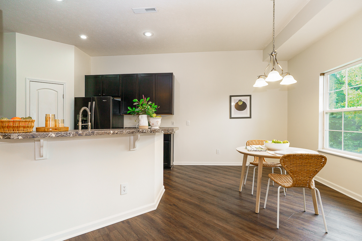 3679 Birkland Cir-21