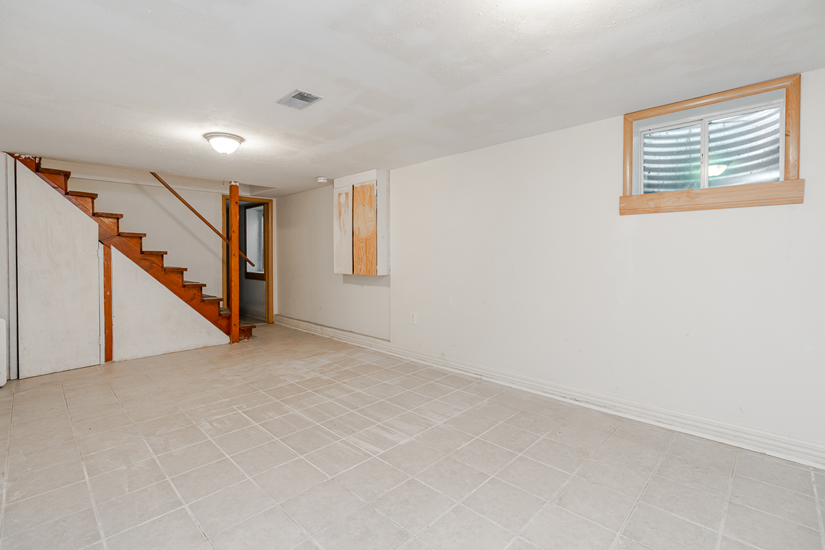 3920 Overdale Drive-10