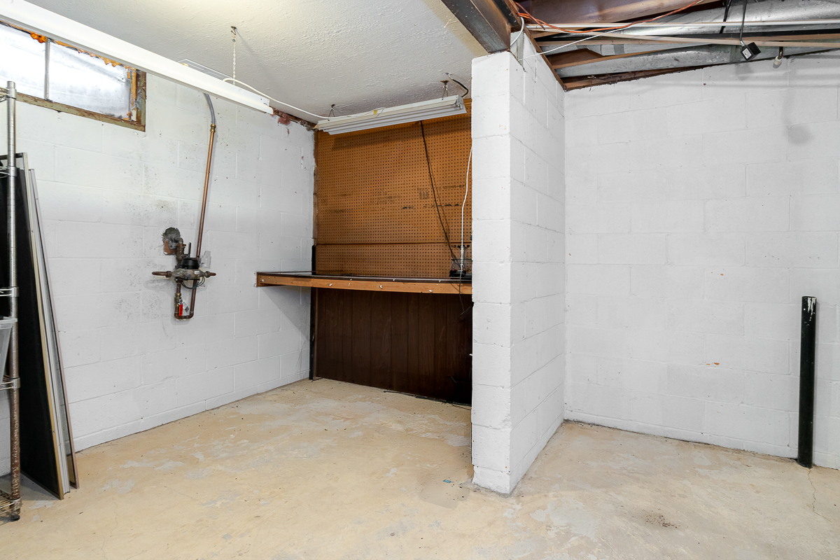 4316 Shire Cove Rd-16