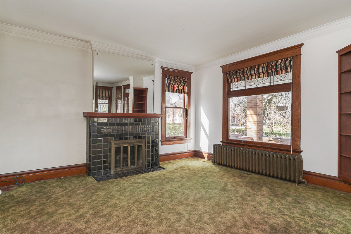 436 s Parkview Ave-24