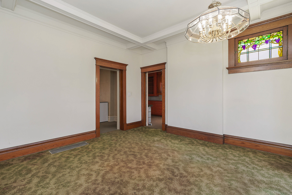 436 s Parkview Ave-29