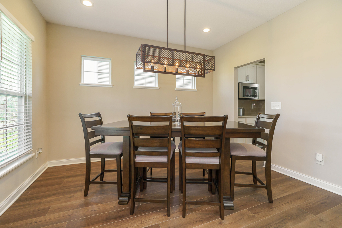 4880 Pinnacle Woods Dr-17