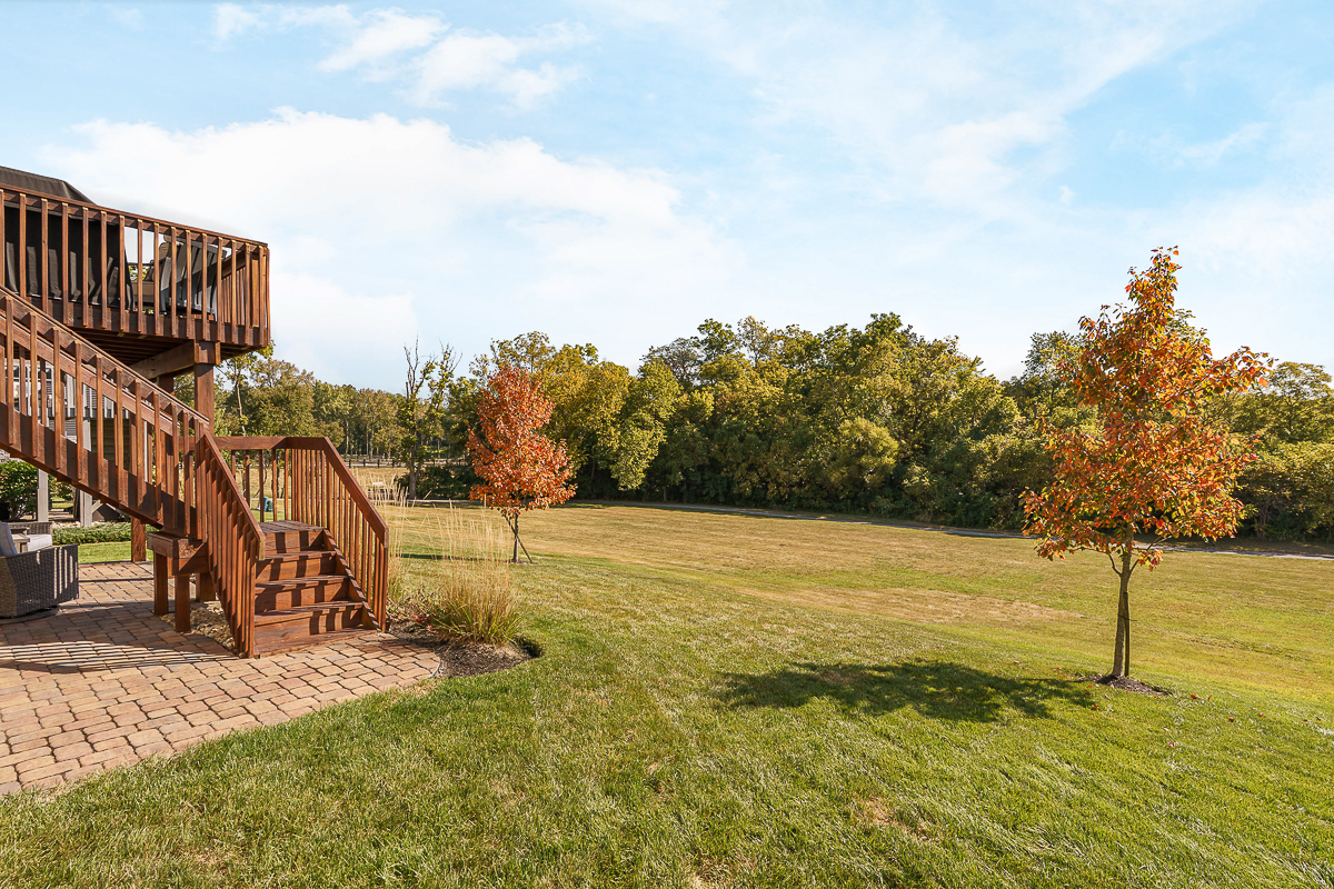 4880 Pinnacle Woods Dr-5