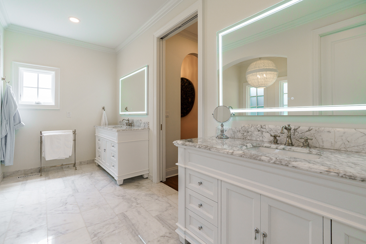 4945 Yantis Dr-68