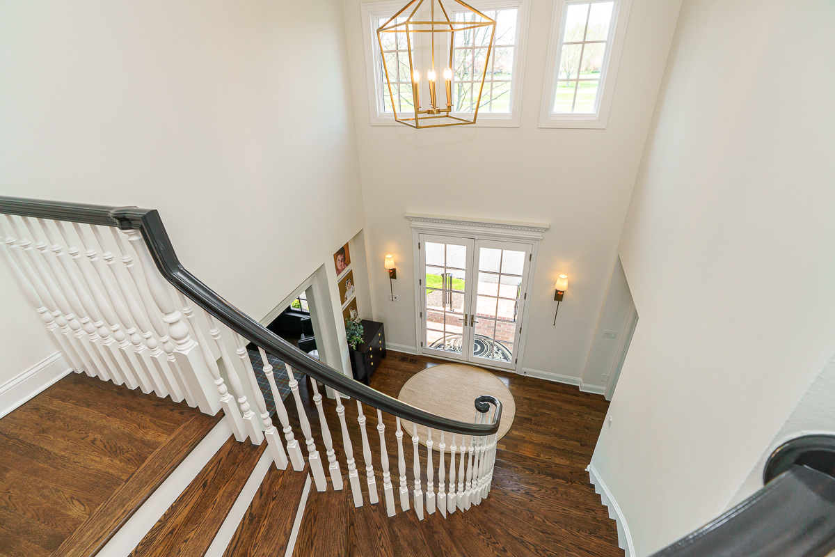 4945 Yantis Dr-71
