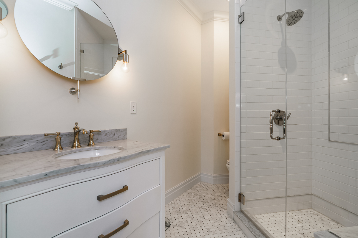 4945 Yantis Dr-81