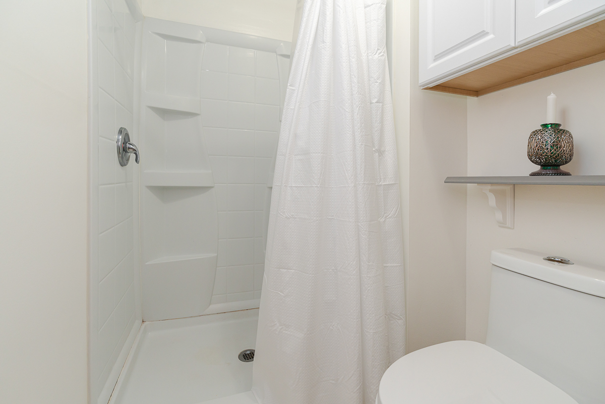 4976 Silver Bow Dr-26