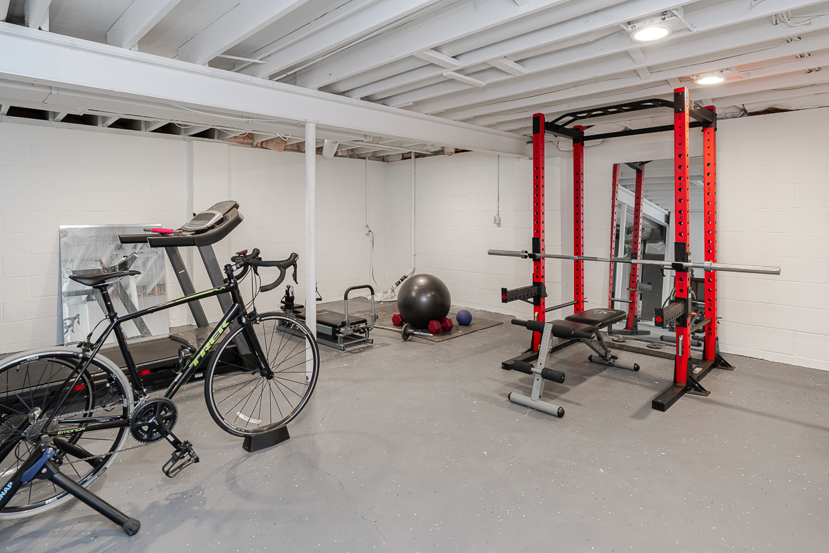 4976 Silver Bow Dr-7