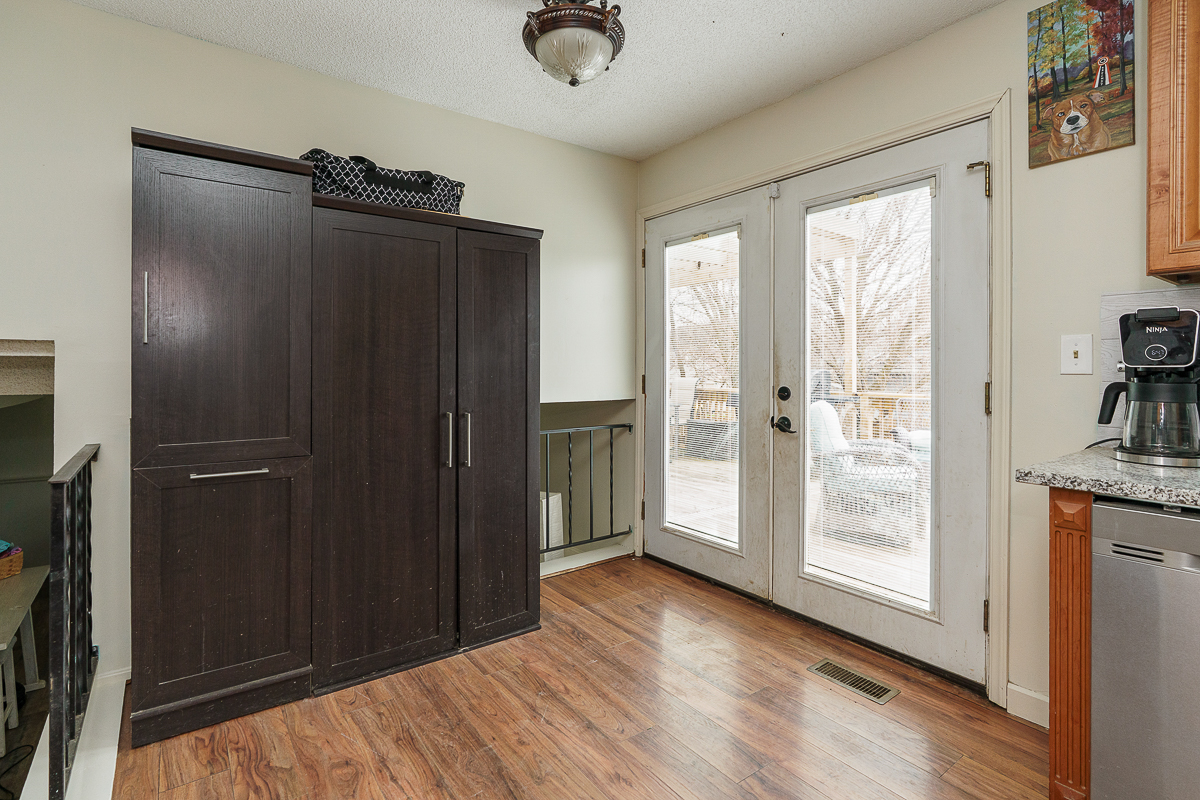 500 Meadows blvd (16 of 34)